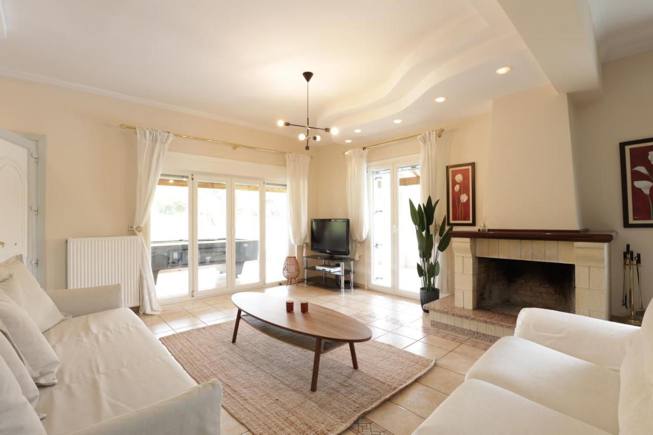 Country Villa Verde - 2Floor Family Home Kouramaditika ภายนอก รูปภาพ