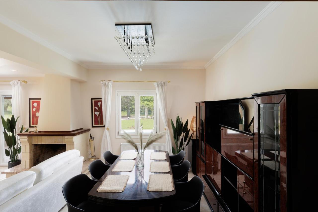 Country Villa Verde - 2Floor Family Home Kouramaditika ภายนอก รูปภาพ